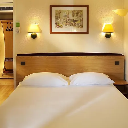 Otel Campanile Prime - Centre 3*