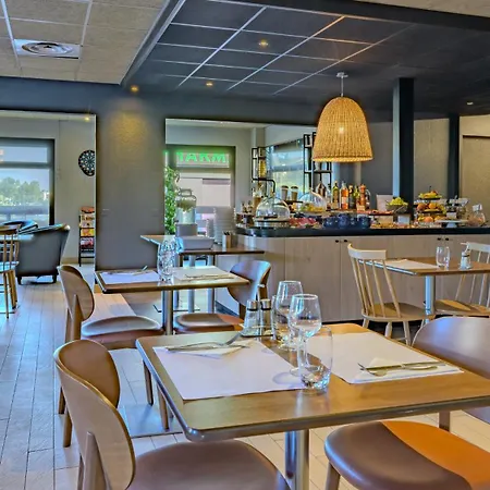 Campanile Prime - Centre 3* Nîmes