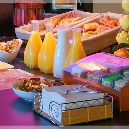 Otel Campanile Prime - Centre 3*