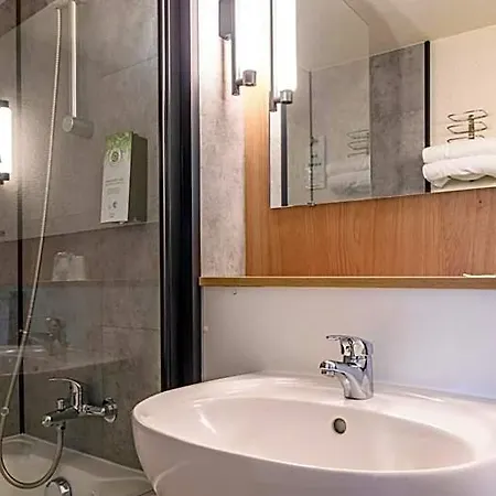Otel Campanile Prime - Centre Nîmes