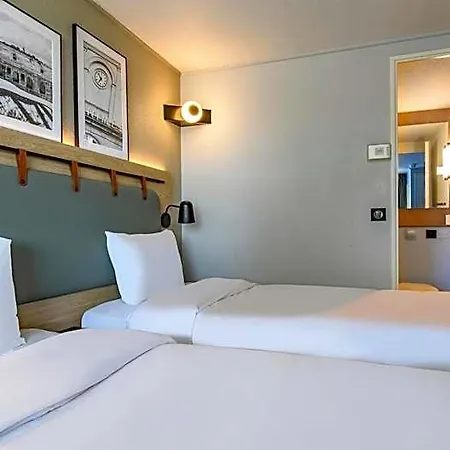 Otel Campanile Prime - Centre 3*