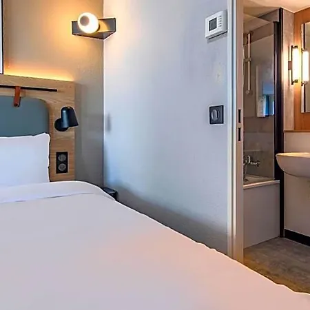 Otel Campanile Prime - Centre 3*