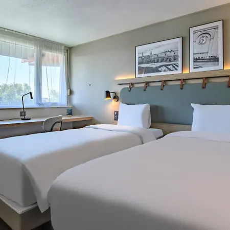 Campanile Prime - Centre فندق